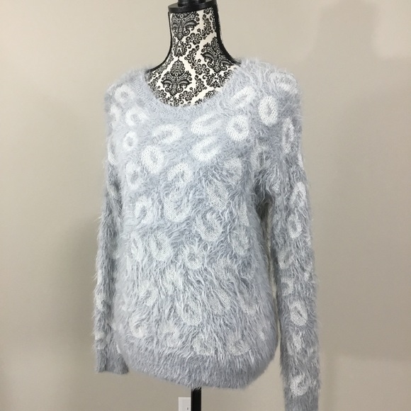 APT.9 Animal Print Metallic Grey Fuzzy Sweater M - Picture 7 of 15